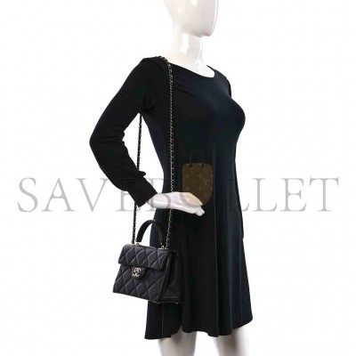 CHANEL MASTER CAVIAR QUILTED RETRO TWIST TOP HANDLE FLAP BLACK (21*16*9.5cm) 
